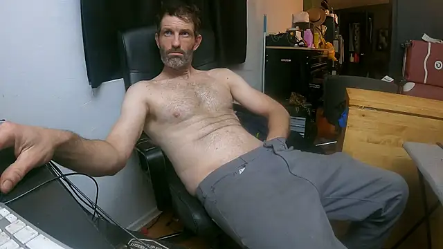 Snapshot of leanjamesdean chatting on January 19, 2:26 am leanjamesdean online show from January 19, 2:26 am