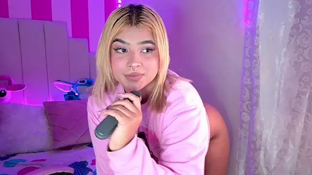 AliiceBrown  online show from January 9, 5:14 am