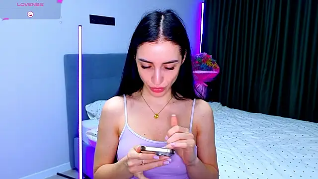 Kemi  Jordan online show from March 28, 9:54 am