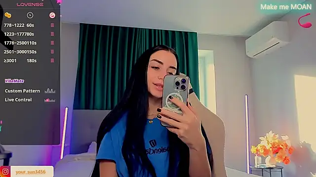 Snapshot of Kemi__Jordan chatting on November 23, 10:58 am Kemi Jordan online show from November 23, 10:58 am