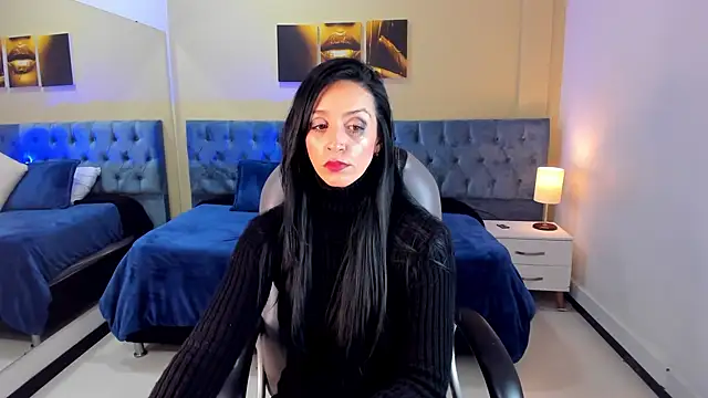 Kristen Garner online show from March 11, 12:00 am