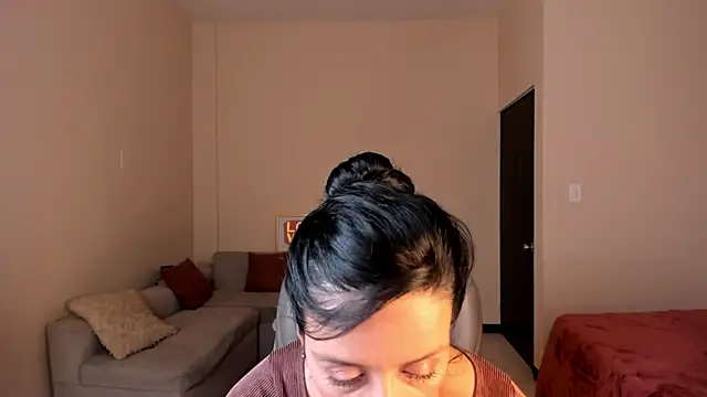 Kristen Garner online show from March 30, 8:21 pm