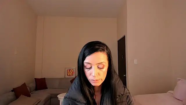Kristen Garner online show from June 16, 7:25 pm