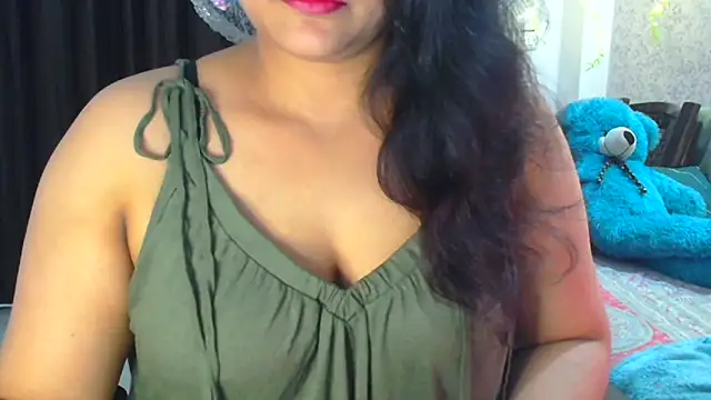Snapshot of Maria_55 chatting on February 15, 8:44 am Maria 55 online show from February 15, 8:44 am