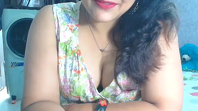 Snapshot of Maria_55 chatting on June 18, 7:07 am Maria 55 online show from June 18, 7:07 am