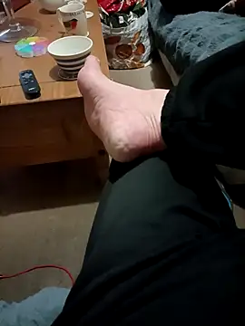 loveeatingcunts online show from March 2, 1:17 am