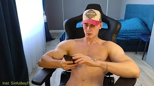 Snapshot of Richard_mils chatting on October 17, 10:07 am Richard mils online show from October 17, 10:07 am