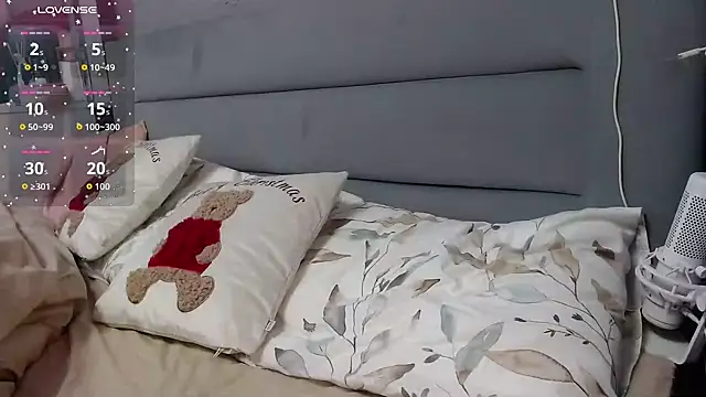 Snapshot of Viktoriiya_bald chatting on November 30, 11:11 am Viktoriiya bald online show from November 30, 11:11 am