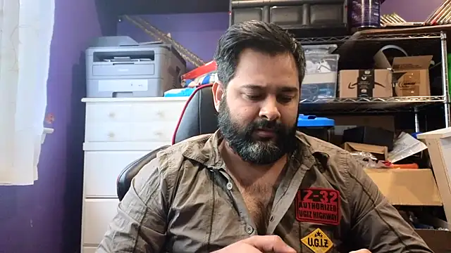 Snapshot of Sakhtlaundaz chatting on November 14, 2:54 pm Sakhtlaundaz online show from November 14, 2:54 pm