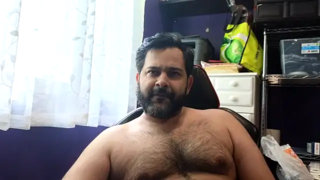 Snapshot of Sakhtlaundaz chatting on June 26, 2:34 pm Sakhtlaundaz online show from June 26, 2:34 pm