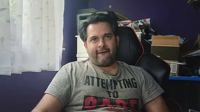 Snapshot of Sakhtlaundaz chatting on September 23, 8:16 pm Sakhtlaundaz online show from September 23, 8:16 pm