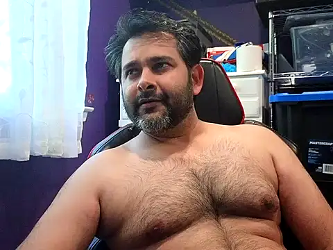 Snapshot of Sakhtlaundaz chatting on October 8, 8:53 pm Sakhtlaundaz online show from October 8, 8:53 pm