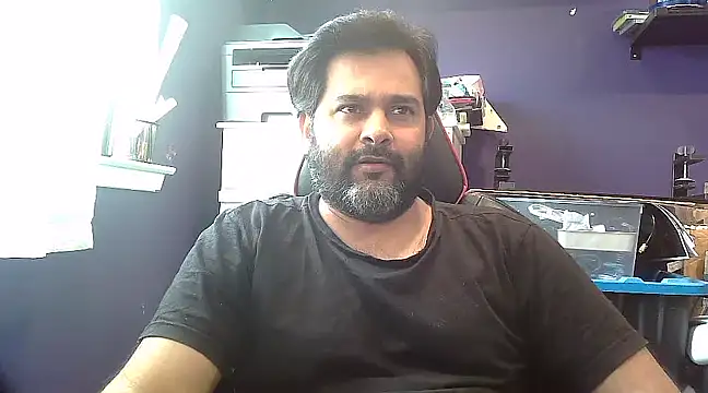 Snapshot of Sakhtlaundaz chatting on January 28, 3:57 pm Sakhtlaundaz online show from January 28, 3:57 pm