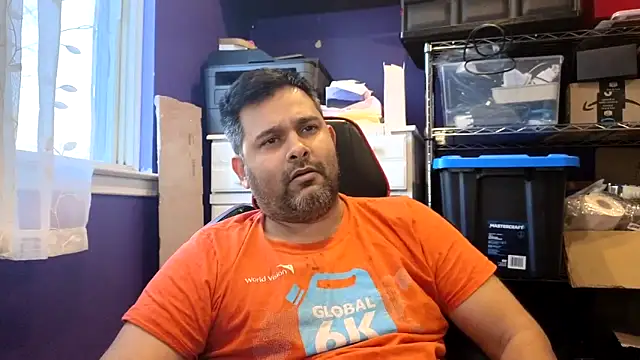 Sakhtlaundaz online show from February 8, 9:45 pm