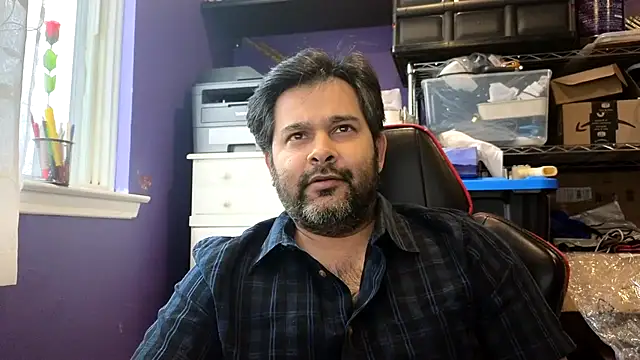 Sakhtlaundaz online show from January 9, 3:30 pm