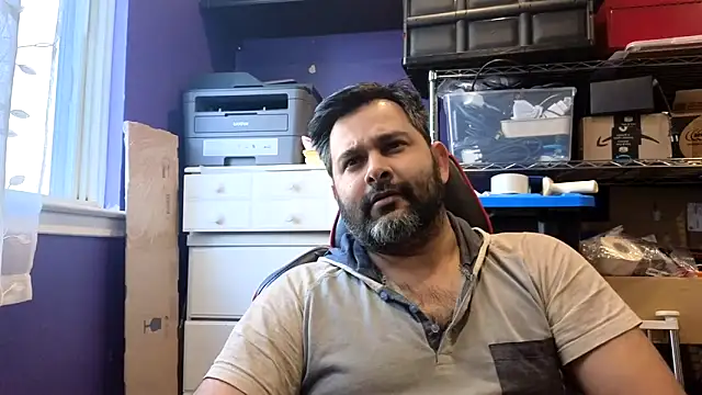 Sakhtlaundaz online show from February 26, 9:26 pm