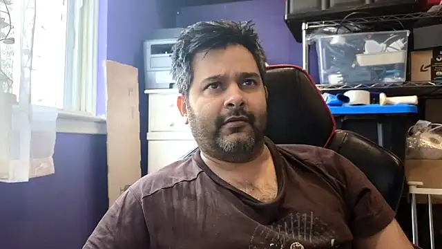 Sakhtlaundaz online show from March 25, 2:05 pm