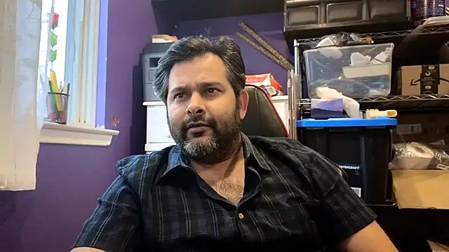 Sakhtlaundaz online show from January 12, 4:25 pm