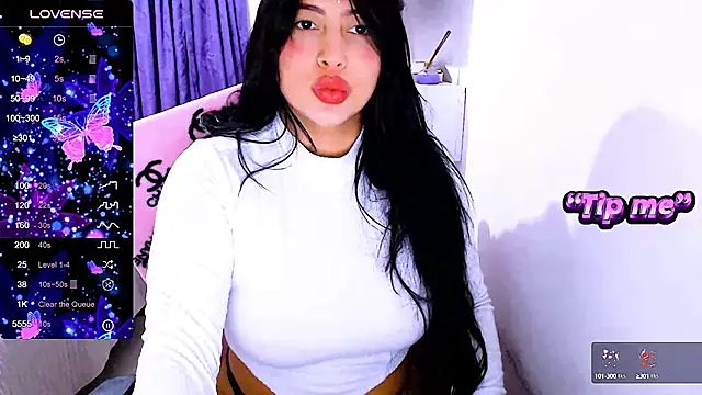 Snapshot of siddhixxx_592 chatting on January 17, 2:08 am siddhixxx 592 online show from January 17, 2:08 am