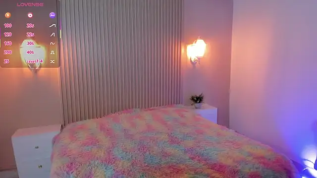 EmilyEvans7 online show from November 5, 6:55 pm