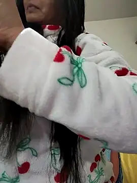 lolo890 online show from March 3, 10:17 pm