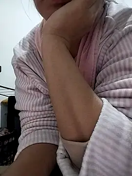 lolo890 online show from March 19, 4:45 am