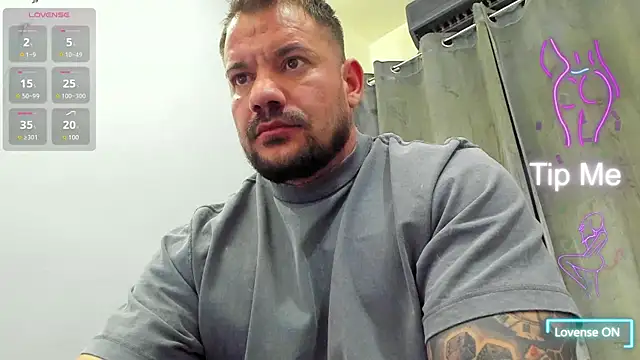 musclemonster31 online show from March 22, 4:56 am