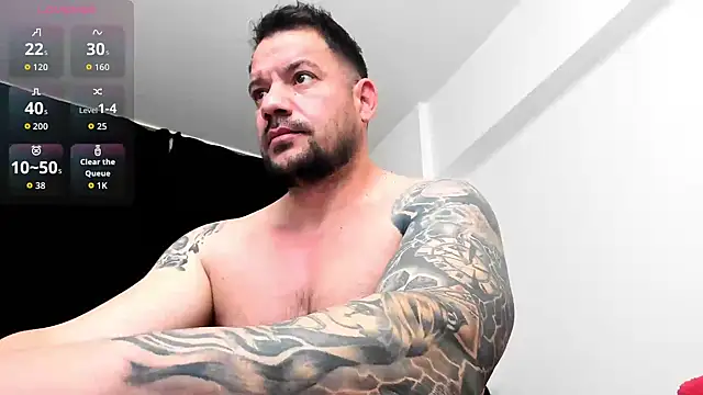 musclemonster31 online show from December 4, 8:02 am