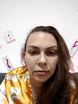 Snapshot of LEAsquirt91 chatting on December 3, 10:09 pm LEAsquirt91 online show from December 3, 10:09 pm