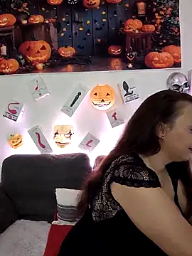 Snapshot of LEAsquirt91 chatting on October 22, 1:10 pm LEAsquirt91 online show from October 22, 1:10 pm