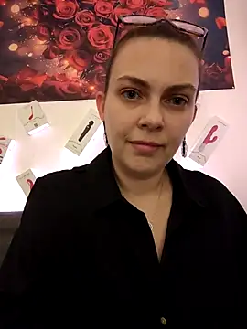 LEAsquirt91 online show from March 3, 9:44 pm