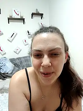 Snapshot of LEAsquirt91 chatting on February 18, 7:52 pm LEAsquirt91 online show from February 18, 7:52 pm