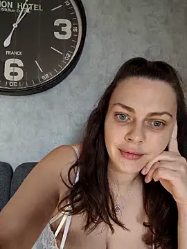 Snapshot of LEAsquirt91 chatting on March 7, 12:12 pm LEAsquirt91 online show from March 7, 12:12 pm