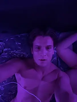 ETHAN MOORE online show from November 29, 10:15 am