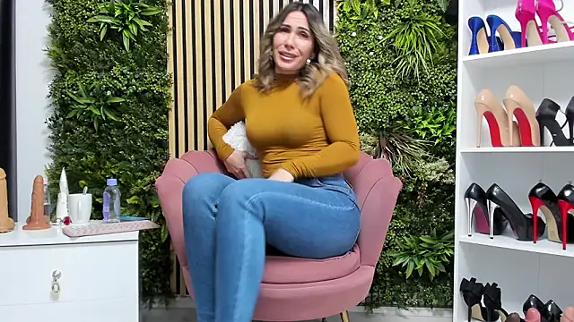 sweetcherry30 online show from February 6, 7:15 am