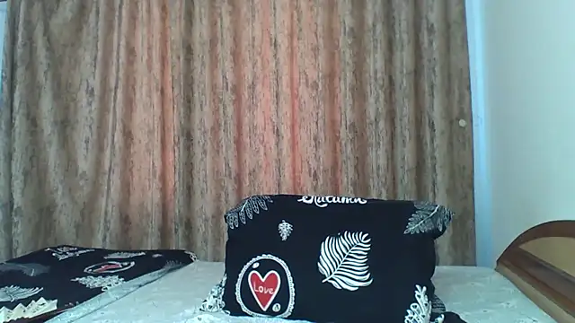Snapshot of PussyEvely chatting on September 18, 6:27 am PussyEvely online show from September 18, 6:27 am