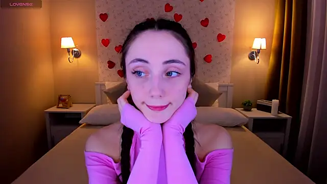 Lexi Split online show from February 15, 8:33 am