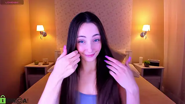 Lexi Split online show from September 10, 9:19 am