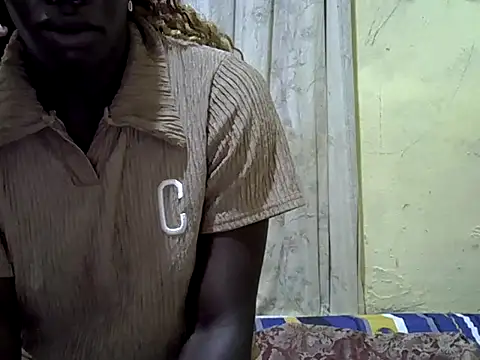 KENYANHONEY01 online show from April 7, 5:20 am