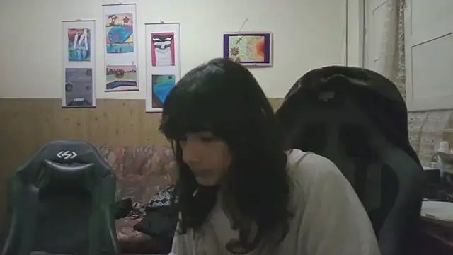 Snapshot of calliemaggotbone chatting on November 28, 6:46 am calliemaggotbone online show from November 28, 6:46 am