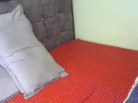 TerryAssqueen254 online show from February 26, 9:12 am