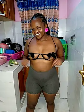 TerryAssqueen254 online show from February 26, 8:04 pm