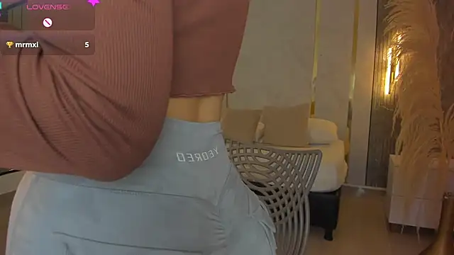 riley sierra online show from April 9, 12:55 pm