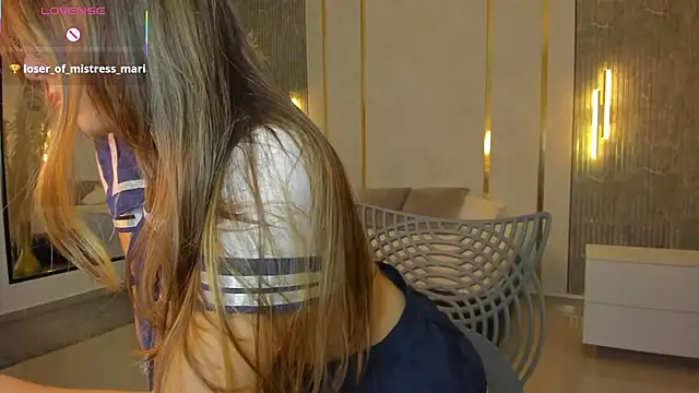Snapshot of riley_sierra chatting on October 15, 12:35 pm riley sierra online show from October 15, 12:35 pm