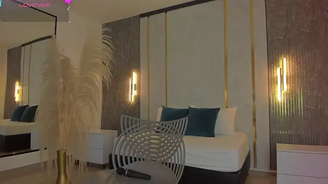 riley sierra online show from February 10, 12:59 pm