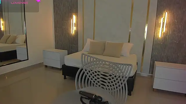 riley sierra online show from March 31, 12:51 pm