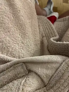 Tommitoo online show from December 18, 5:04 am