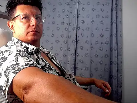 Snapshot of pedropicapi chatting on November 23, 11:59 pm pedropicapi online show from November 23, 11:59 pm