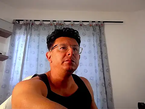 Snapshot of pedropicapi chatting on December 2, 6:09 pm pedropicapi online show from December 2, 6:09 pm