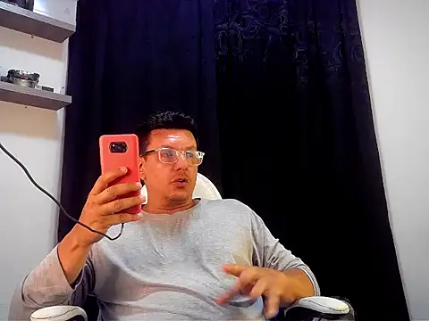 pedropicapi online show from March 10, 4:05 am